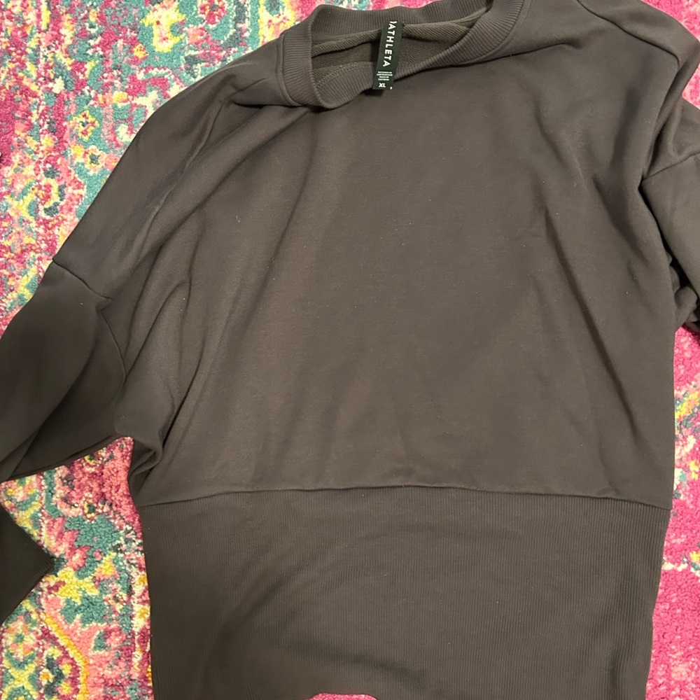 Gray Athleta sweatshirt